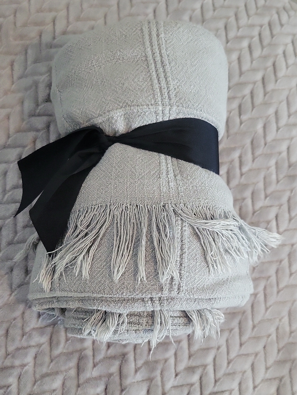 Luxury Fringe Throw Blanket - Light Gray